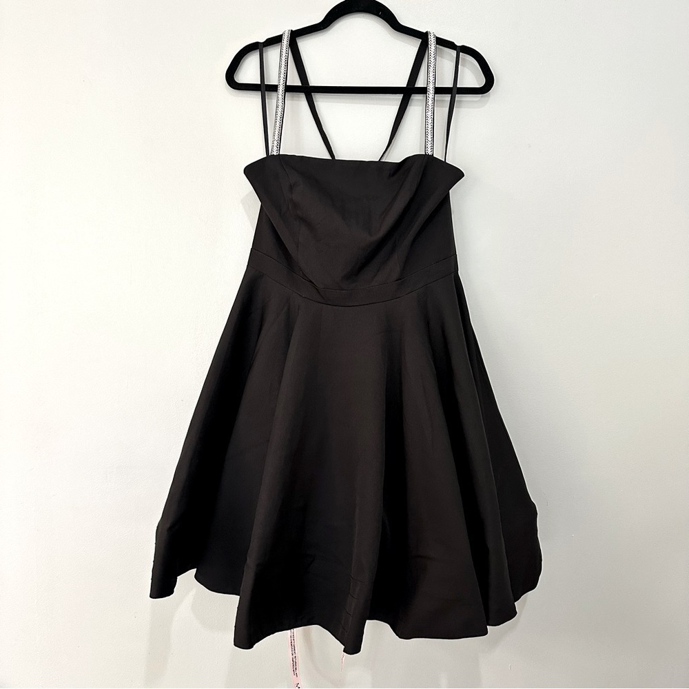 NWOT MAC DUGGAL Black 49106 Square Neck A Line Mini Dress Rhinestone Strap Sz 10 - Picture 2 of 16